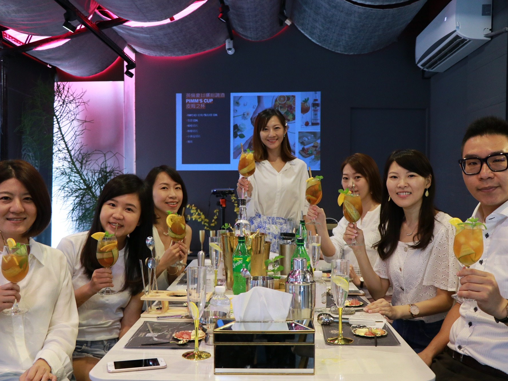 🍹 Sip & Bloom: Summer Cocktail and Floral Design Workshop | Ching Hung's Portfolio | Gengen