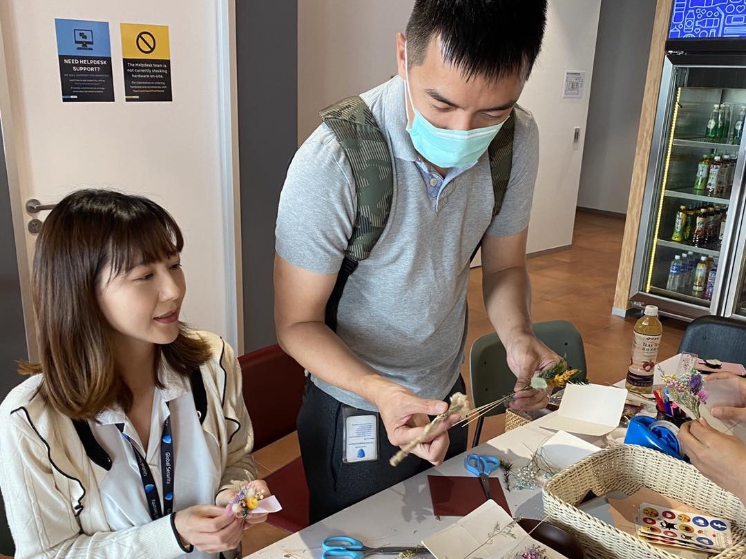 🏢 Corporate Event: Mother's Day Dried Flower Workshop | Ching Hung's Portfolio | Gengen