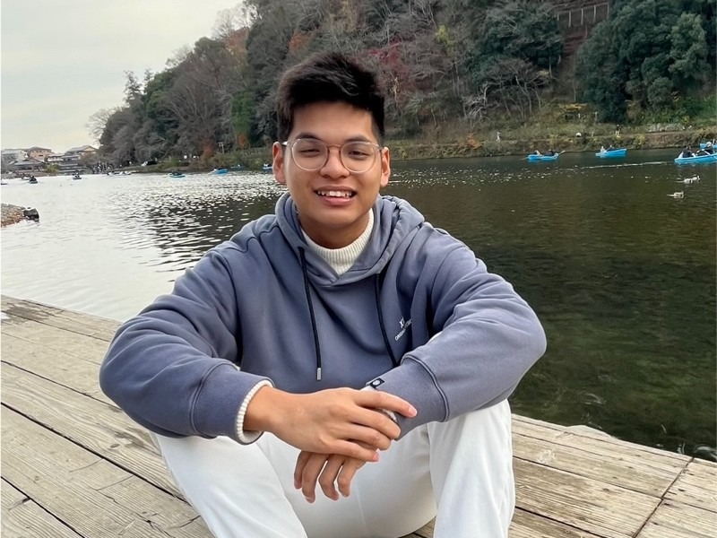 Another pic of myself! | Philip Lee's Resume | Gengen
