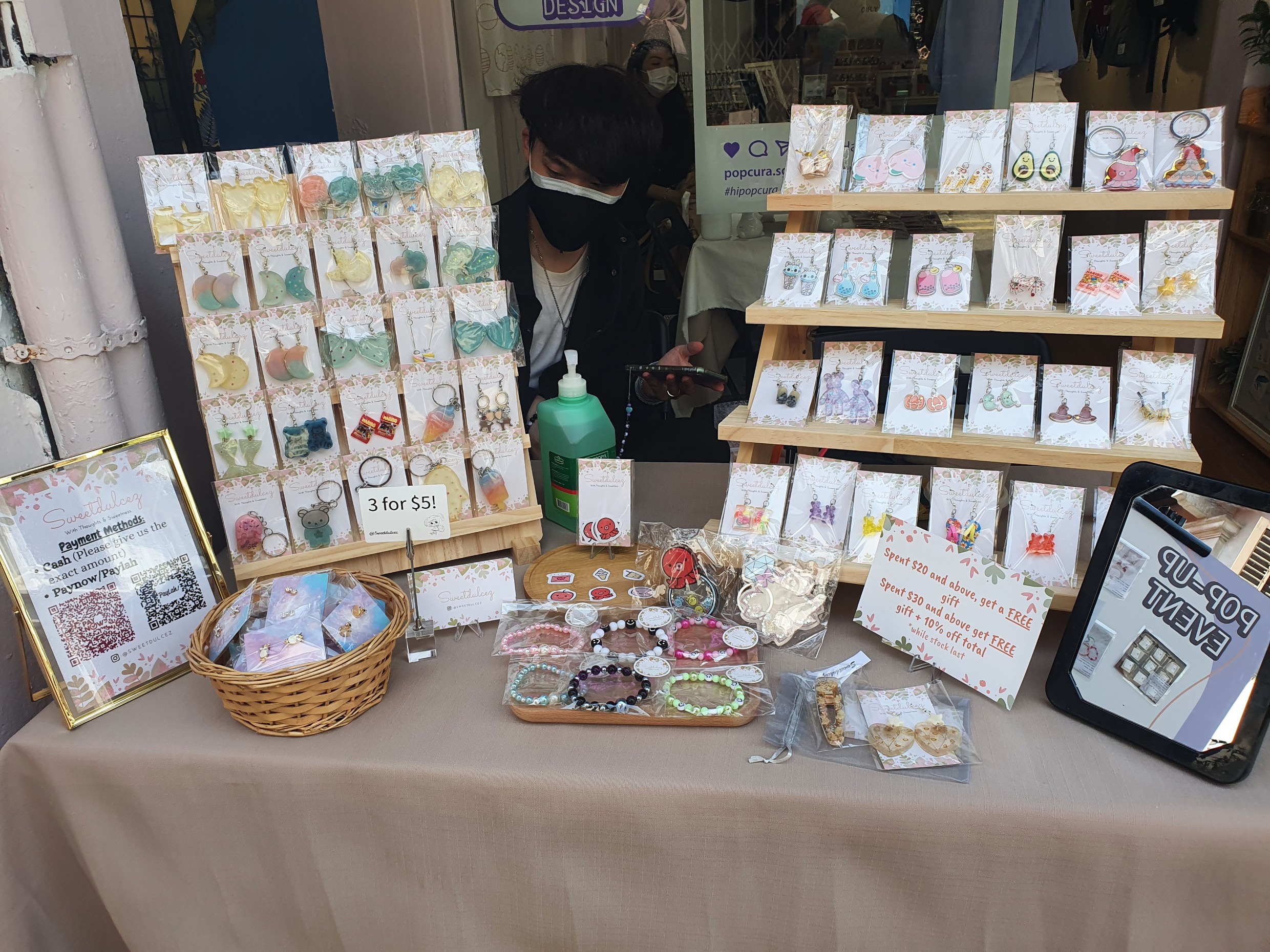 Pop ups & Booths | Sherie Kang's Portfolio | Gengen