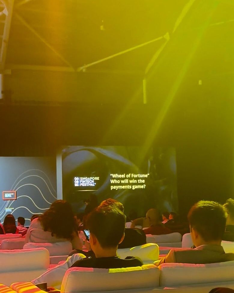 [Engagement Manager, MAS – Signing Out!] | Ying Qi Lee's Portfolio | Gengen