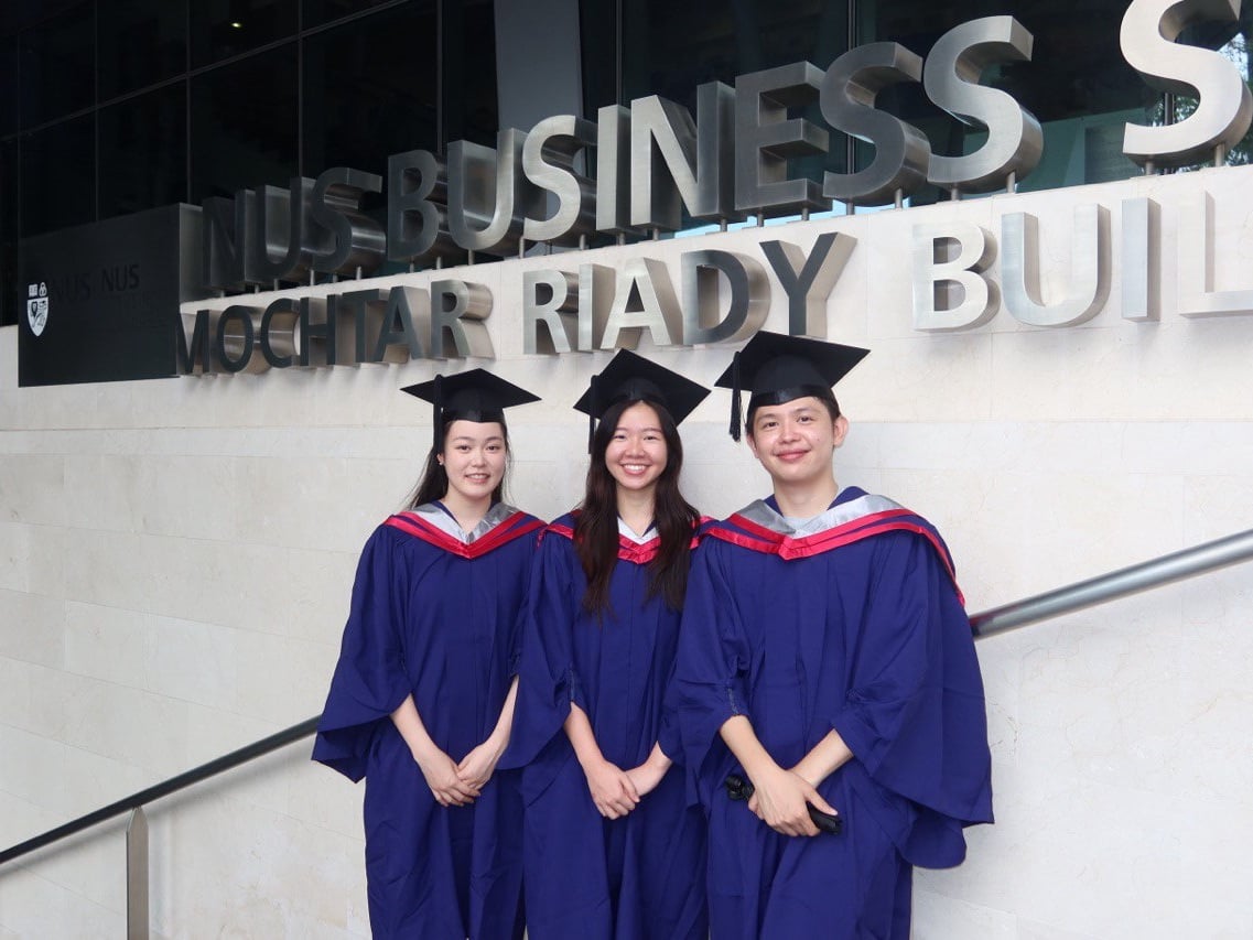 We graduated! | Rachel Lau's Portfolio | Gengen