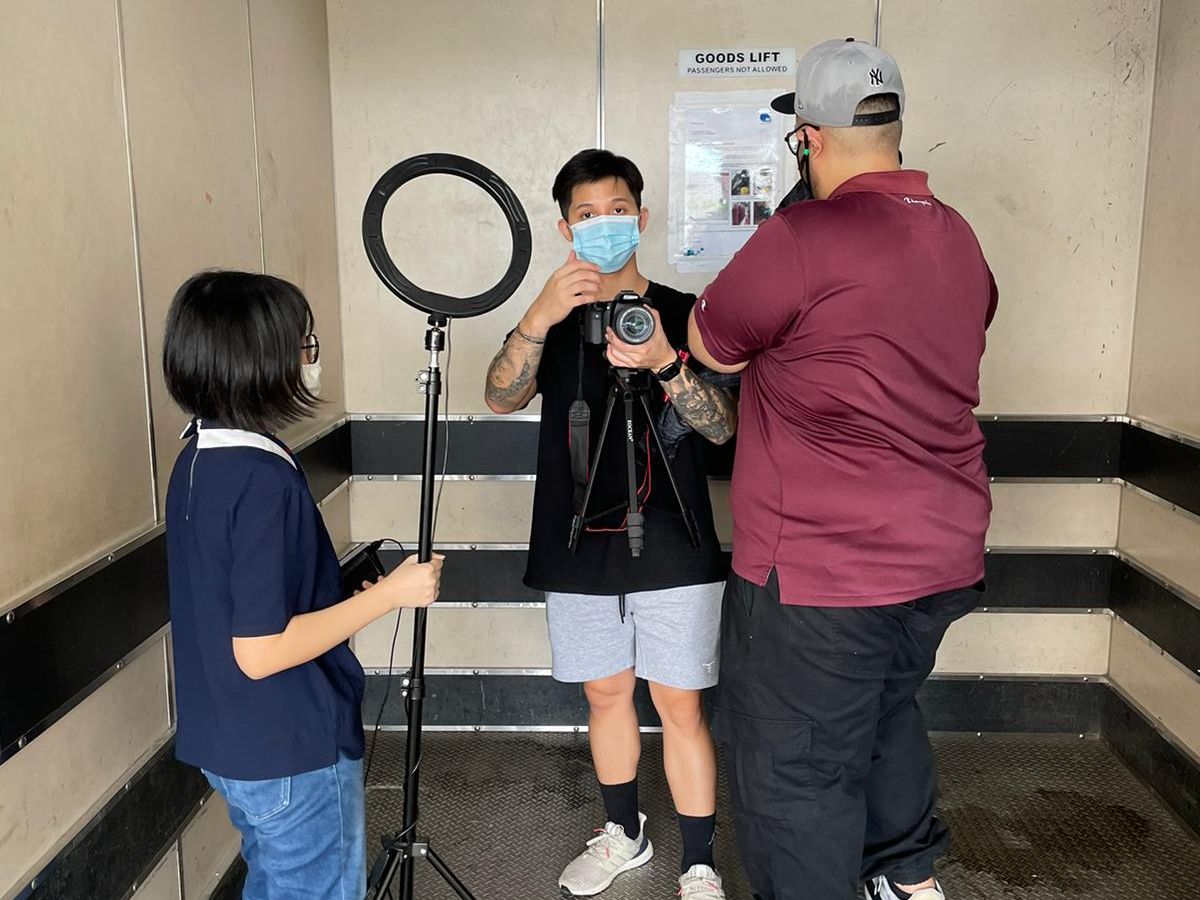 Group Name: HTC VIVE COSMOS | Xu Li Wen's Portfolio | Gengen