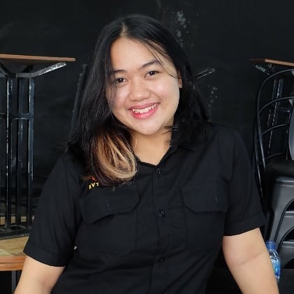 Novita Sari | Gengen